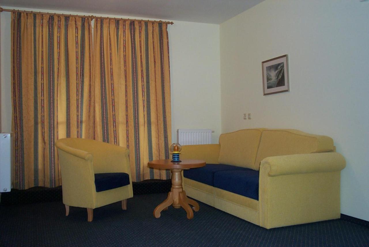 Appartements Im Forsthaus Щробл Екстериор снимка